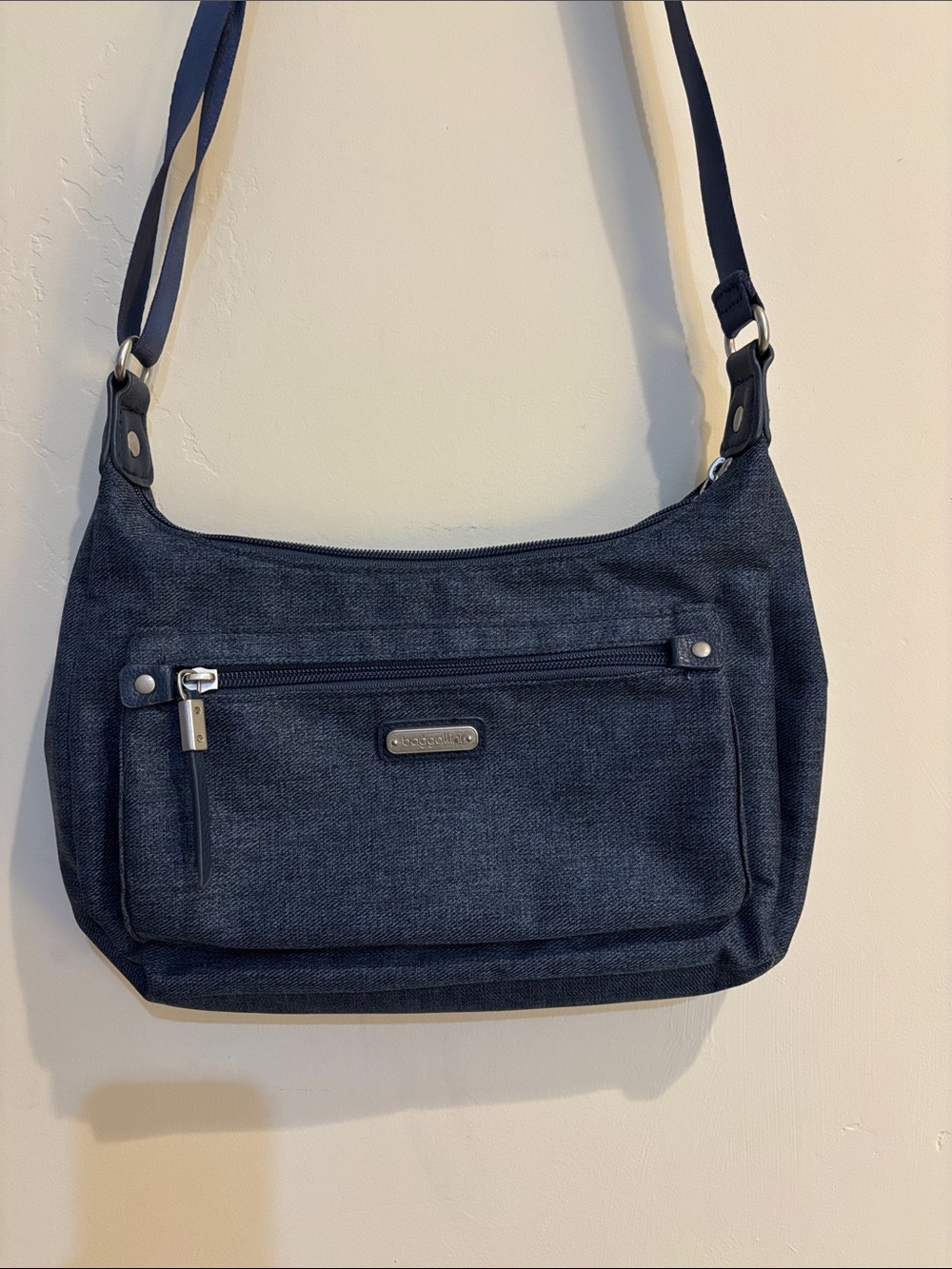 Baggallini Denim Navy Crossbody Shoulder Bag